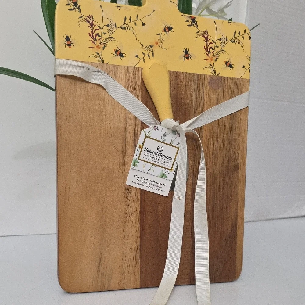 Natural Elements Yellow and Brown Cheese Board & Spreader Set, NWT